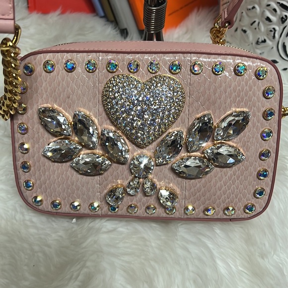 MCM Soaring Heart Camera Bag in Snakeskin - Picture 4 of 10